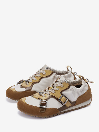 ブラウンレディースカジュアルスニーカー ラウンドトゥ バックルディテール レースアップ スポーティーシューズ