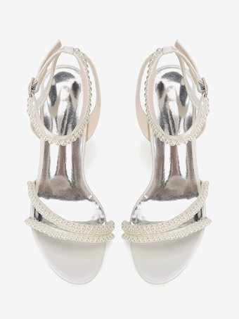 アイボリーのウェディングシューズ、チャンキーヒール、パールのブライダルシューズ