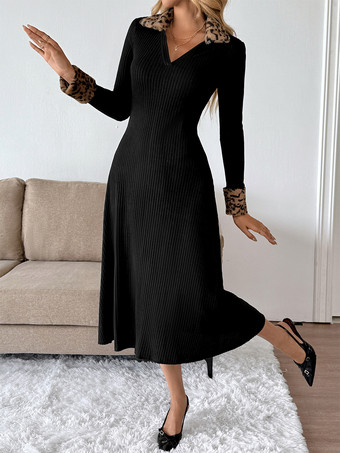 2025年レディース向け、ヒョウ柄Vネックのブラックミディ丈ニットドレス