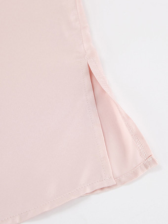 タイネックディテールとランタンスリーブが特徴のサテンワンショルダートップス（レディース 2025）