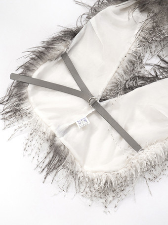 フェイクファーのバックレスフード付きトップス（フリンジ裾付き、レディース向け）2025年