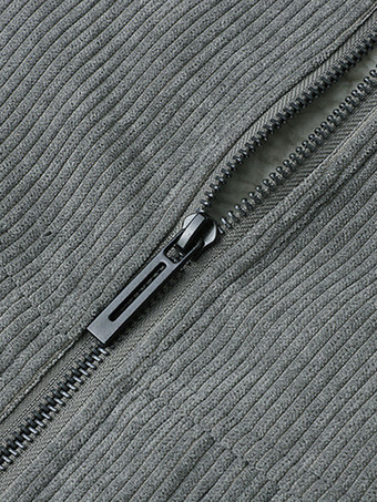 プラスサイズのコーデュロイジャケット。メンズ用。フリース裏地。フロントにフラップポケットが4つ付いた冬用コート。