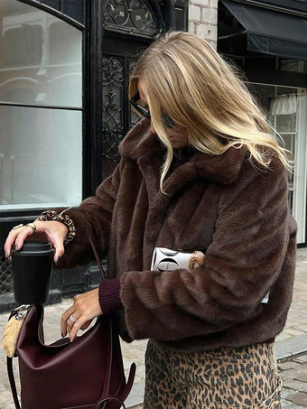 クラシックなラペルを備えた環境に優しいフェイクファージャケット（レディース向け）2025年モデル