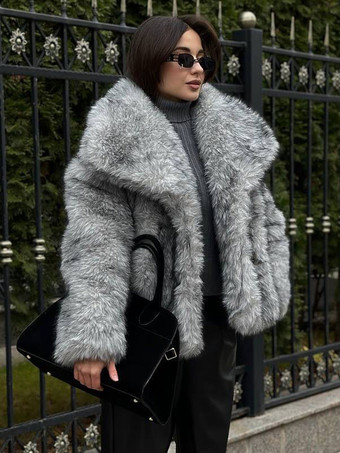 オーバーサイズラペル付きグレーフェイクファージャケット（レディース）2025