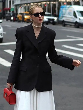 ブラック ウエストスリミングフィット ブレザー（レディース 2025年モデル、2つボタン留め）