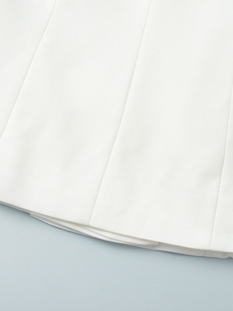 2025年版 女性用スカーフタイ付きホワイトブレザー