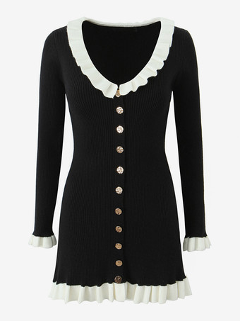 コントラストのフリルトリムとゴールドボタンが特徴のニットミニドレス（レディース 2025）