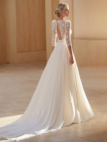 ボヘミアンウェディングドレス シフォン カットアウト Aライン トレーン付き ナチュラルウエスト バックレス 7分袖 スクエアネック アイボリー