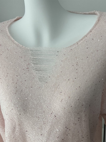 Maglione pullover in maglia con collo rovinato e paillettes per donna 2025