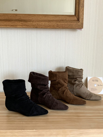 Stivaletti da donna con punta a punta tacco a zeppa e stivaletti piatti