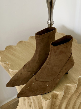 MarrónBotines de mujer con punta puntiaguda y cuentas y tacón bajo