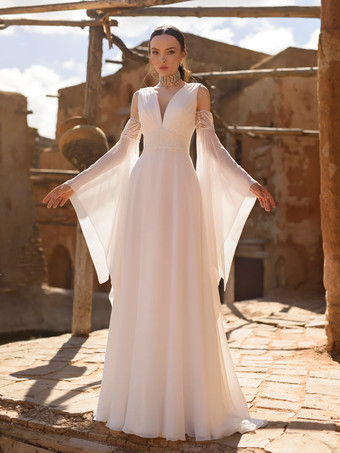 アイボリーボヘミアン風シンプルウェディングドレス シフォン Vネック 七分袖 レース Aライン ブライダルガウン