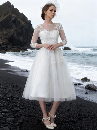 ヴィンテージのウェディングドレスチュールバトー3/4丈Aラインの花嫁衣装ガウンショートブライダルドレス