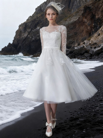 アイボリーヴィンテージのウェディングドレスチュールバトー3/4丈Aラインの花嫁衣装ガウンショートブライダルドレス