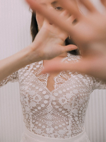 ビンテージ ウェディングドレス トレーン付き Vネック 七分袖 レース ブライダルドレス 自由なカスタマイズ