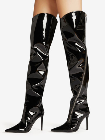 Schwarze Overknee-Stiefel mit spitzer Zehenpartie und Reißverschlussdetail