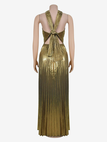 ウエストカットアウトのゴールドプリーツホルターネックガウン（イブニングパーティー向け）2025