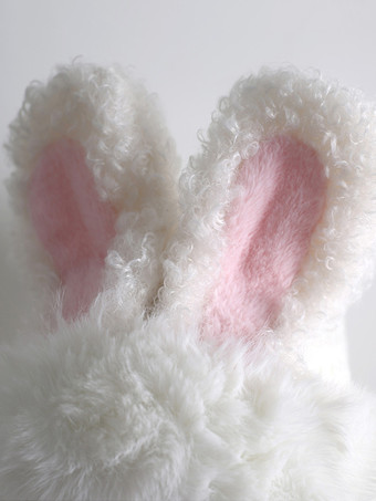 Süßer Lolita-Hut mit weißen Hasenohren und Bommeln kuschelweiches warmes Lolita-Accessoire