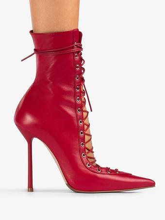 ブラックのアンクルブーツ、レースアップ、ポインテッドトゥ、ハイヒール、ハイヒールブーティ