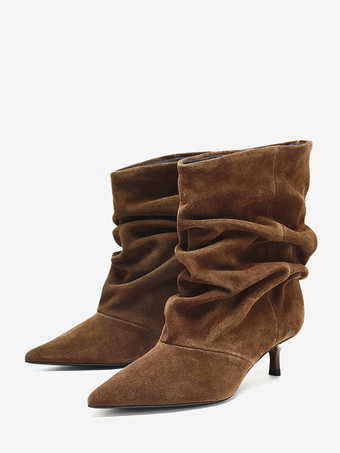 Braun      Wildleder-Ankle-Boots mit spitzer Zehenpartie Kitten-Heel und lässigem Schnitt