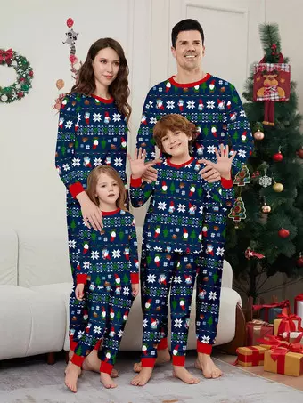 家族の絆を深める特別な時を過ごそう！親子ペア クリスマスパジャマで