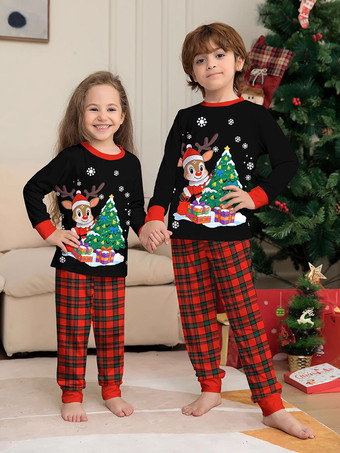 トナカイとツリーのプリントが施された黒と赤のチェック柄ファミリークリスマスパジャマ 2025