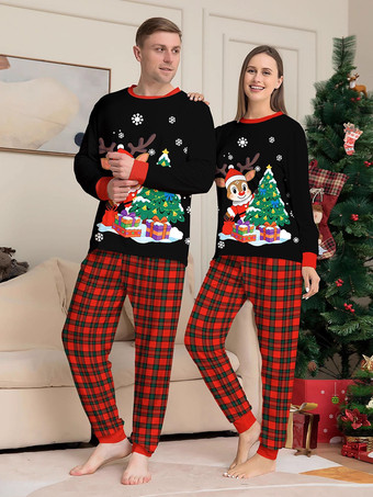 トナカイとツリーのプリントが施された黒と赤のチェック柄ファミリークリスマスパジャマ 2025