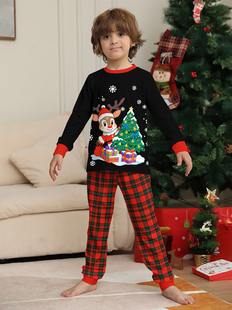 トナカイとツリーのプリントが施された黒と赤のチェック柄ファミリークリスマスパジャマ 2025