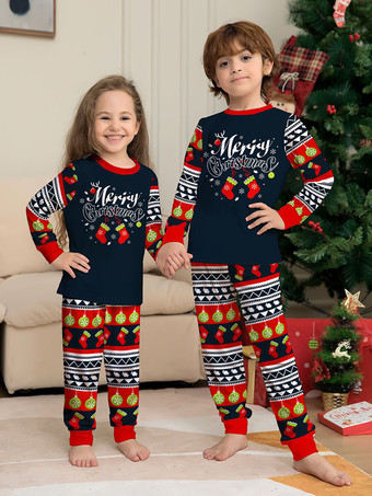 ネイビーレッドグリーンフェアアイルファミリークリスマスパジャマホリデーパターン2025