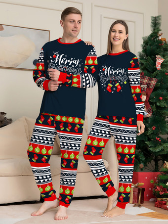 ネイビーレッドグリーンフェアアイルファミリークリスマスパジャマホリデーパターン2025