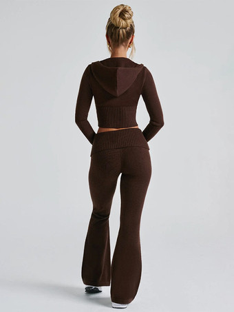 ニットクロップドジップアップパーカーとフレアパンツのツーピースコーデセット（レディース 2025年）