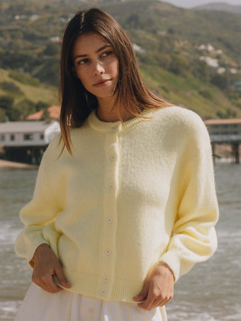 イエロードロップショルダーと長袖のニットカーディガンセーター（レディース）2025