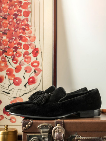 ブラック ベルベットドレスシューズ メンズ ラウンドトゥ スリッポン フォーマル プロムシューズ タッセル付き