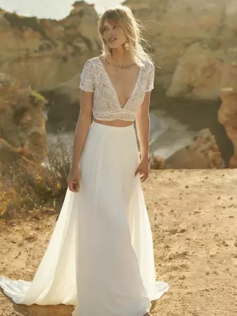 ボヘミアンウェディングドレス｜自由なスピリットとノスタルジックな