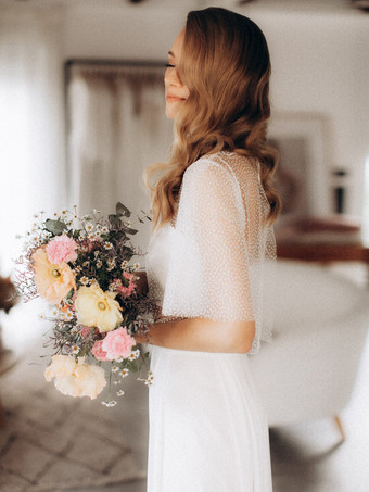 3ピースウェディングドレス シフォン フロントスリット イリュージョンネックライン ツーピース フロア丈 ジッパー ハーフスリーブ フロア丈 ホワイト