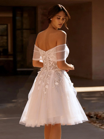 ショートウェディングドレス、デザインネックライン、ショートスリーブ、Aライン、ショートブライダルガウン