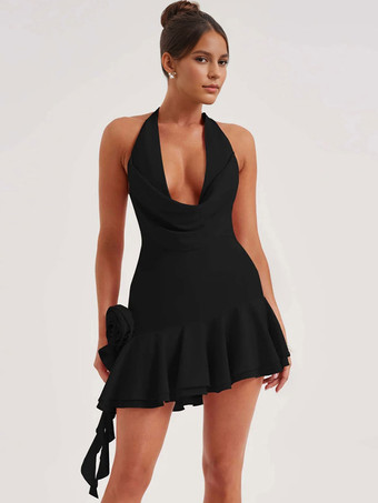 ソフトピンクのホルターネックドレス、ブロッサムドレープネック、バックレス、レースアップ、イレギュラーミニドレス