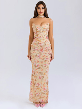 ベージュストラップレスコルセット、メッシュマキシスカート、ネックスカーフのパーティー3ピースコーデセット（レディース2025年）