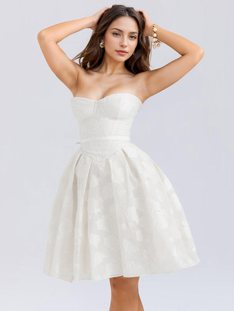 Robe bustier blanche en jacquard floral décolleté en cœur plissée ligne A robe de soirée mi-longue 2025