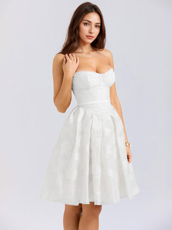 Robe bustier blanche en jacquard floral décolleté en cœur plissée ligne A robe de soirée mi-longue 2025