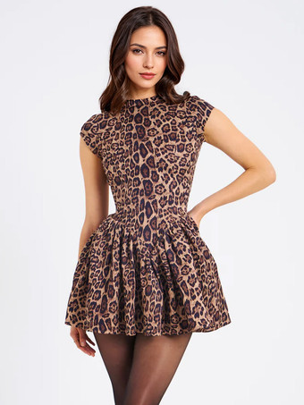 ブラウンチータープリントミニドレス、オープンバックキャップスリーブハーフタートルネックプリーツバースデーパーティードレス2025