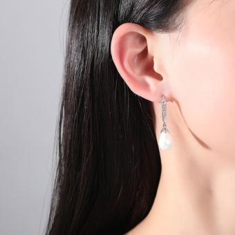 耳飾り　アクセサリー　パーティー　ウェディング　ホワイト　ピアス　ウェディングパーティー　ウエディング　合金　大人用　ドロップス（Drops）　女性用　
