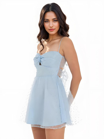 花柄プリントのパーティードレス スパゲッティストラップ カットアウト ツイストフロント ミニドレス