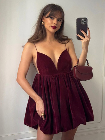 ワインレッド ベルベットミニドレス Vネック バックレス スパゲッティストラップ Aライン パーティードレス レディース 2025