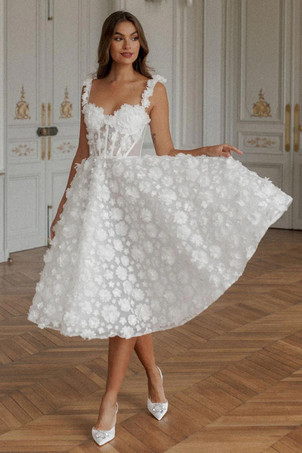 ブライダルミニドレス ショートウェディングドレス スウィートハートネック ノースリーブ Aライン ティーレングス ブライダルガウン