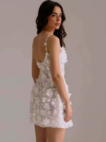 ショート丈ウェディングドレス スウィートハートネック ノースリーブ ショート丈ブライダルドレス