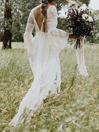 ボーホーウェディングドレス 2025 Aライン 深いvネック 多層レースシフォンビーチパーティードレス ブライダルガウン