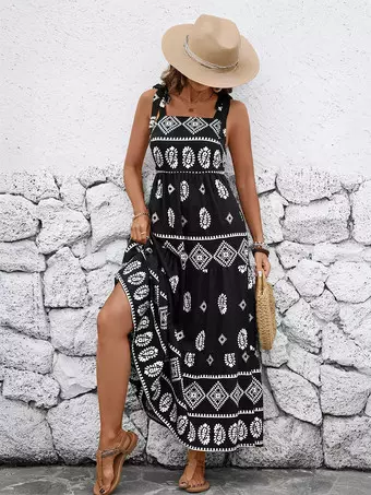 幾何学模様のノースリーブドレス 新品未使用TABASA 幾何学模様 ノースリーブワンピース 美品TABASA