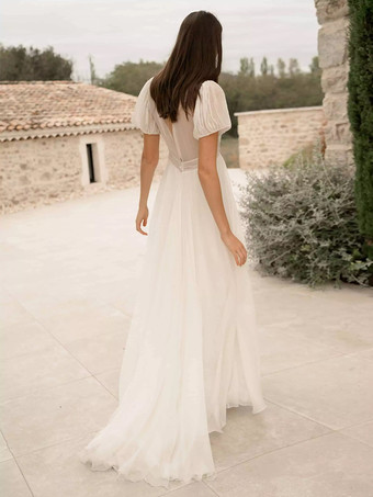 シンプルなウェディングドレス ボールガウン Vネック 半袖 プリーツブライダルガウン