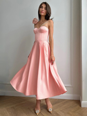 ハートネックラインAラインミディ丈スリップドレス（3Dフラワーデコレーション付き）2025